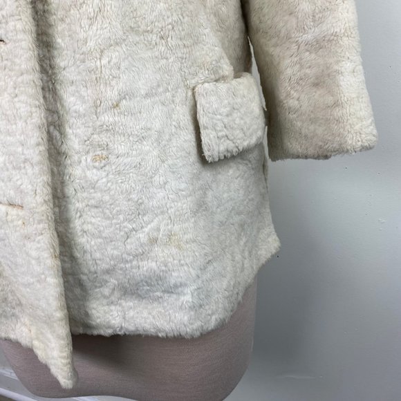 Vintage Ivory Faux Fur Coat Bagdad Styled by Sportowne Fabric by LaFrance - Picture 3 of 16